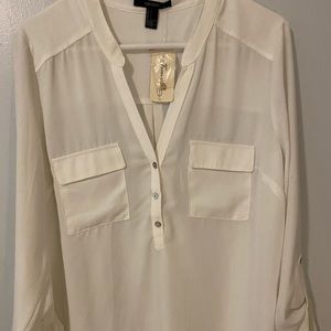 NWT LG Forever 21 flowy white long sleeve button down blouse